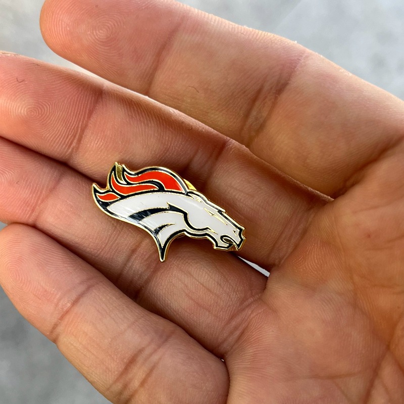 Broncos pin -5pcs