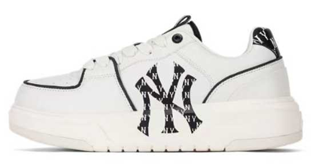 Men's New York Yankees Chunky Liner Baseball Shoes Sneakers White Cream 005