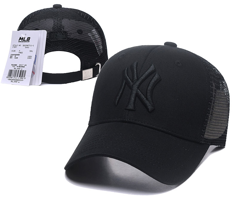 MLB New York Yankees Team Logo Black Peaked Adjustable Hat SG
